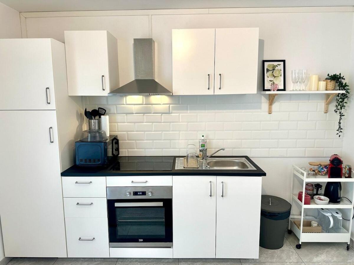 Au Coeur Du Quartier Taittinger Apartment Реймс Екстериор снимка