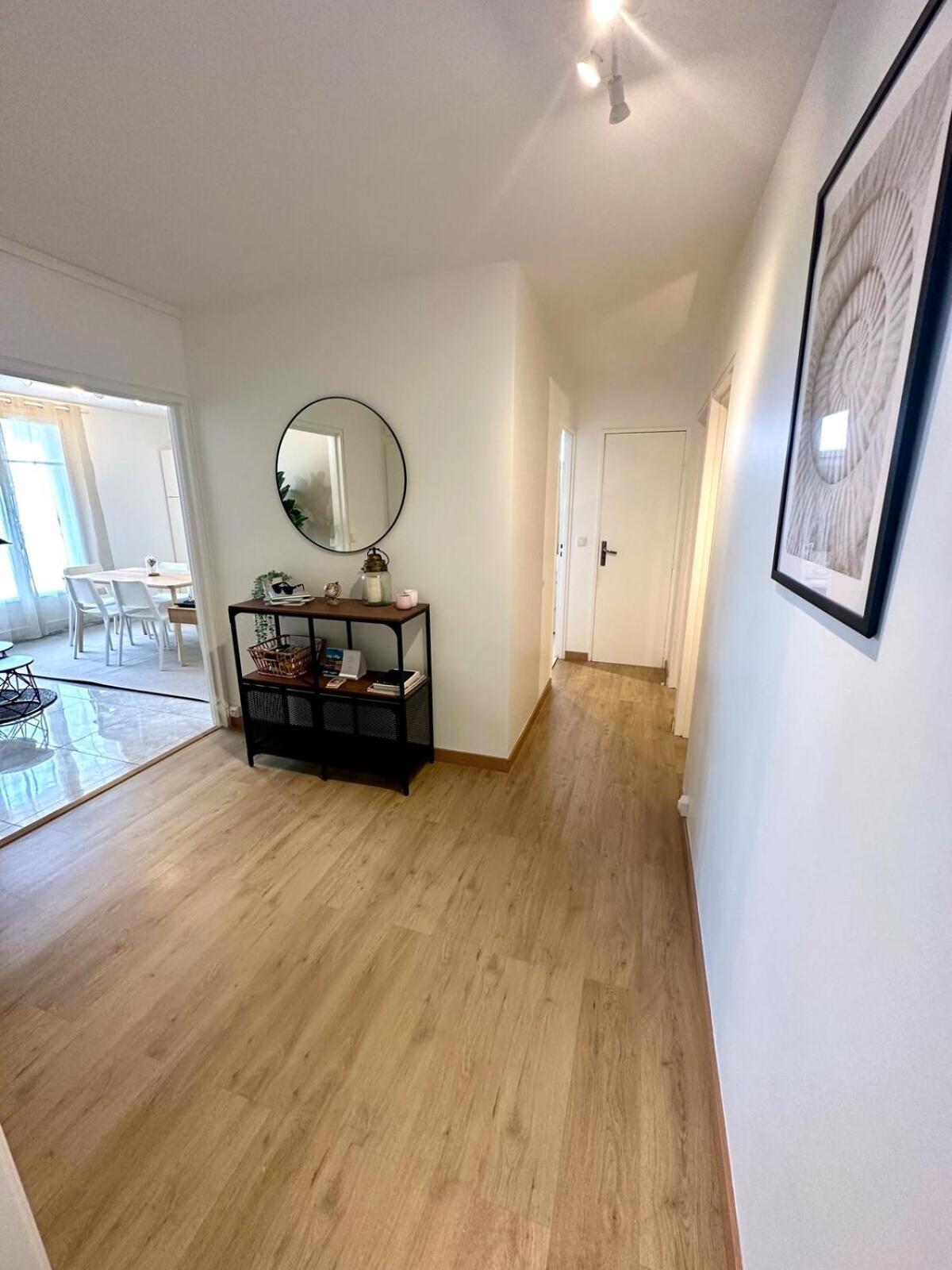 Au Coeur Du Quartier Taittinger Apartment Реймс Екстериор снимка