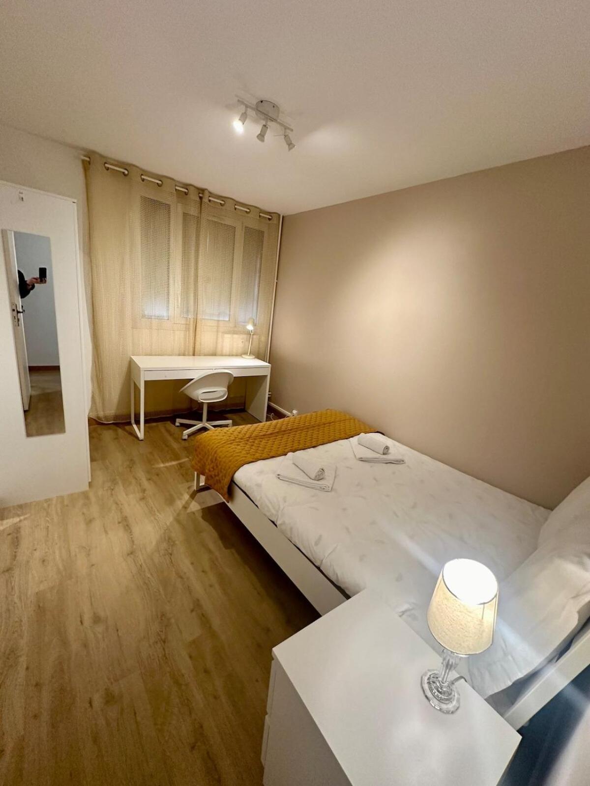 Au Coeur Du Quartier Taittinger Apartment Реймс Екстериор снимка